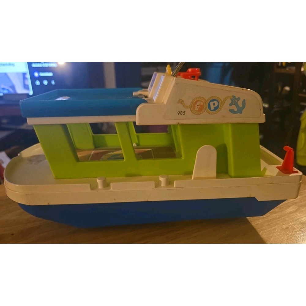 Vintage 1977 Fisher Price Little People Houseboat